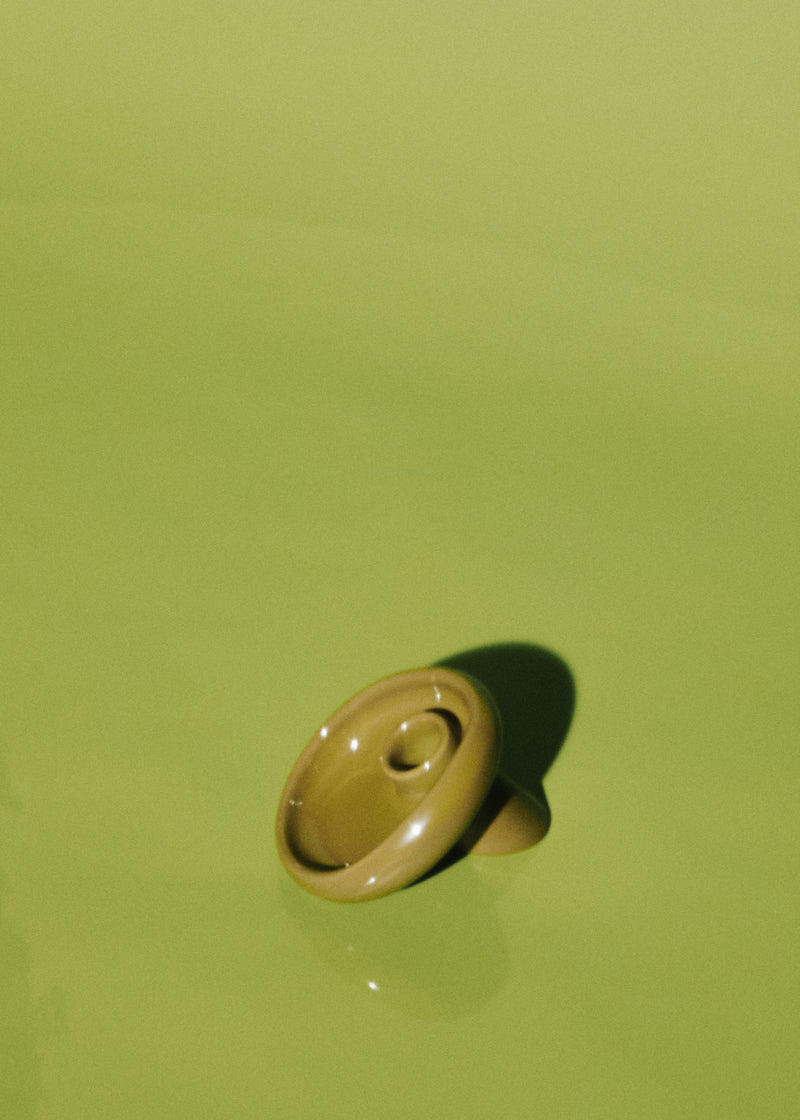 MONO-EYE MINI PALO SANTO HOLDER MOSS GREEN
